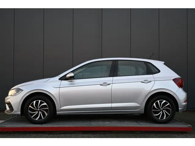 Volkswagen Polo 1.0 TSI Life 2023 Benzine 7