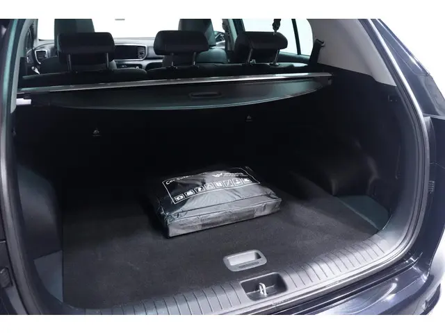 Kia Sportage 1.6 T-GDI Black Edition 2022 Benzine 17