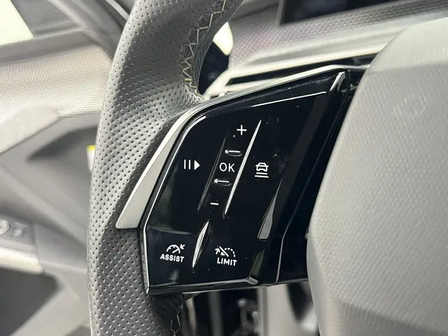 Peugeot 3008 Hybrid 136 GT 2024 Hybride Benzine 25