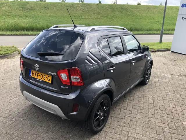 Suzuki Ignis 1.2 Smart Hybrid Select 2023 Benzine 3