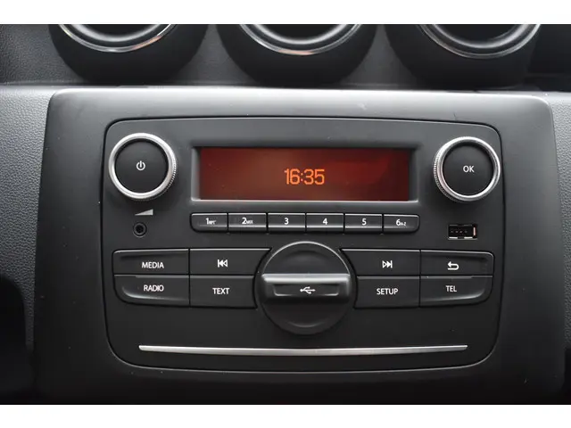 Dacia Duster TCe 100 BI-FUEL Essential 2021 LPG/Gas 17