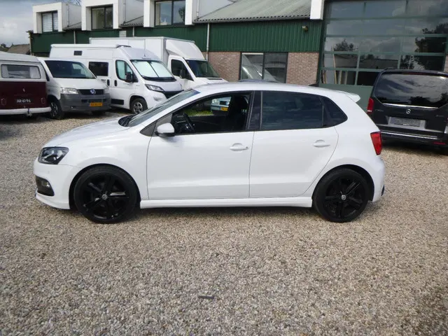Volkswagen Polo 1.2 TSI R-LINE 2X 2014 Benzine 6