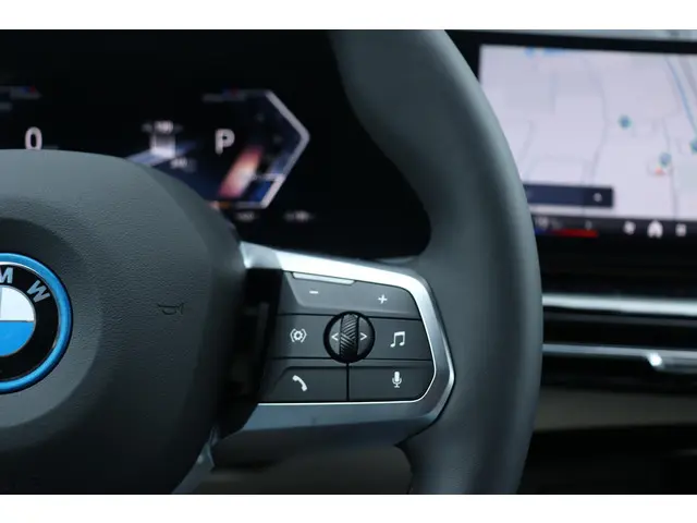 BMW iX1 eDrive20 2025 Elektrisch 18
