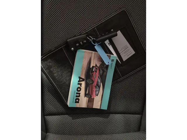 SEAT Arona 1.0 TSI Style Business Intense 2021 Benzine 15