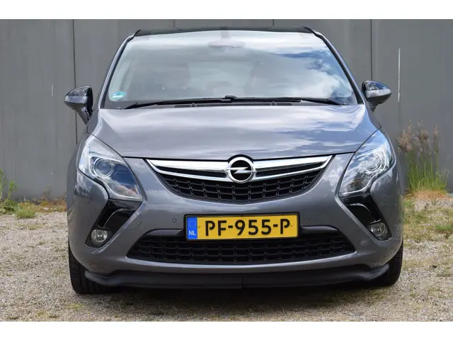 Opel Zafira 3