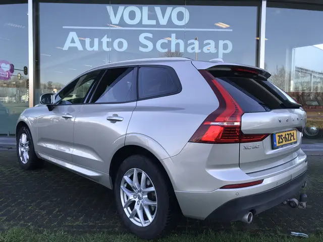 Volvo XC60 2.0 D4 Momentum Luxury Automaat 2018 Diesel 3