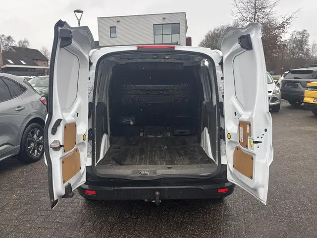 Ford Transit Connect 1.0 Ecoboost L1 Trend 2022 Benzine 17