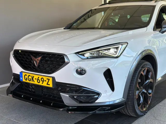 CUPRA Formentor 2.0 TSI 4DRIVE|MAXTON|MILTEK 2021 Benzine 5