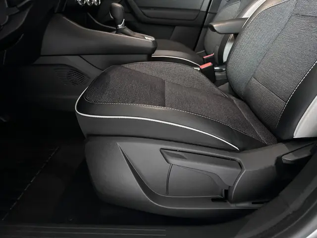 Renault Captur 1.3 TCe 140 Intens 2022 Benzine 9