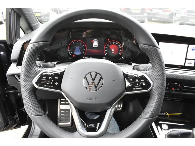 Volkswagen Golf 1.5 TSI R-Line 2023 Benzine 29
