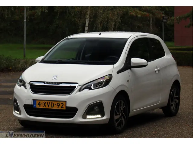 Peugeot 108 1.2 VTi Allure 2014 Benzine 5