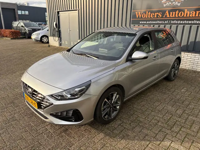 Hyundai i30 1.0 T-GDi MHEV Comfort 2023 Hybride Benzine 2