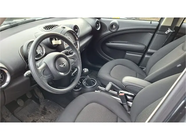 MINI Countryman Mini 1.6 One Salt 2014 Benzine 8