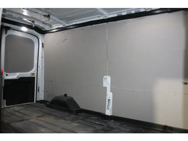 Ford Transit 350 2.0 TDCI 130pk L3 H2 Trend 2020 Diesel 16