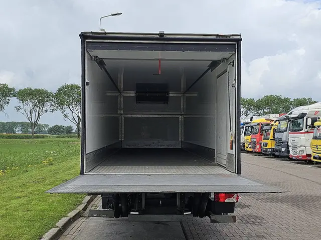Scania P P320 2021 Diesel 12