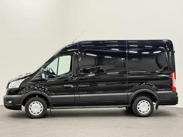 Ford Transit 290 2.0 TDCI L2H2 Trend 2020 Diesel 4
