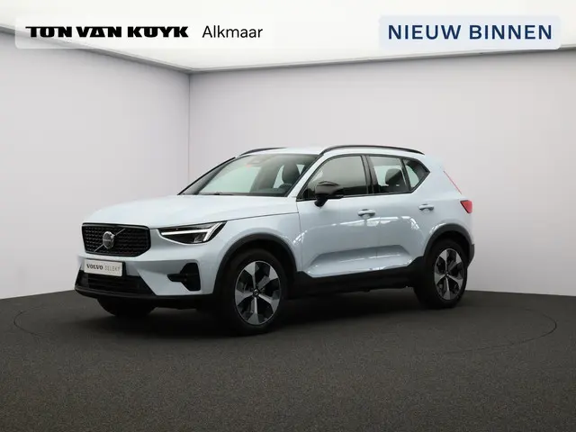 Volvo XC40 2.0 B4 Plus Dark 2025 Benzine