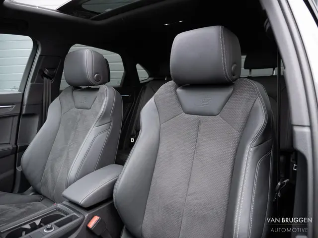 Audi Q3 Sportback 35 TFSI S-Line 2023 Benzine 2