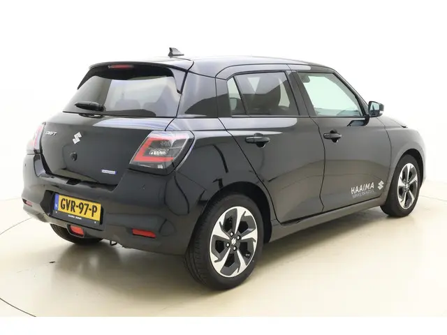 Suzuki Swift 1.2 Style Smart Hybrid 2024 Benzine 2