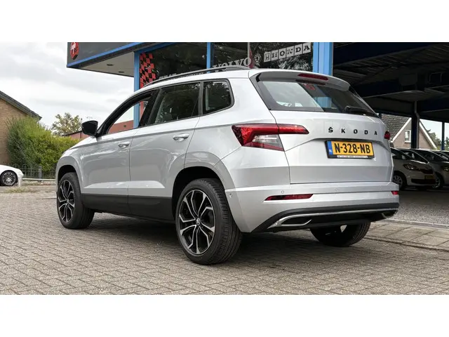 Škoda Karoq 1.5 TSI ACT Business Edition 2021 Benzine 4