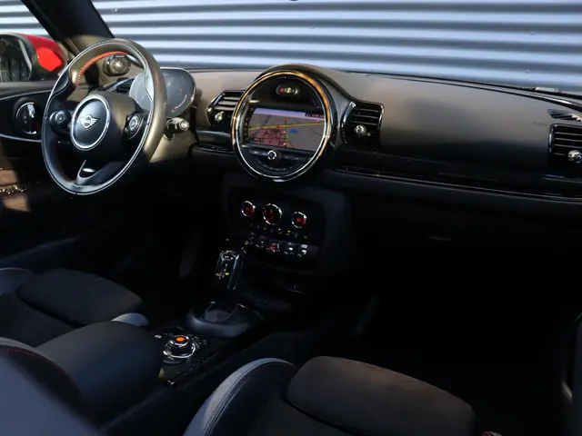 MINI Clubman JCW ALL4 2020 Benzine 15