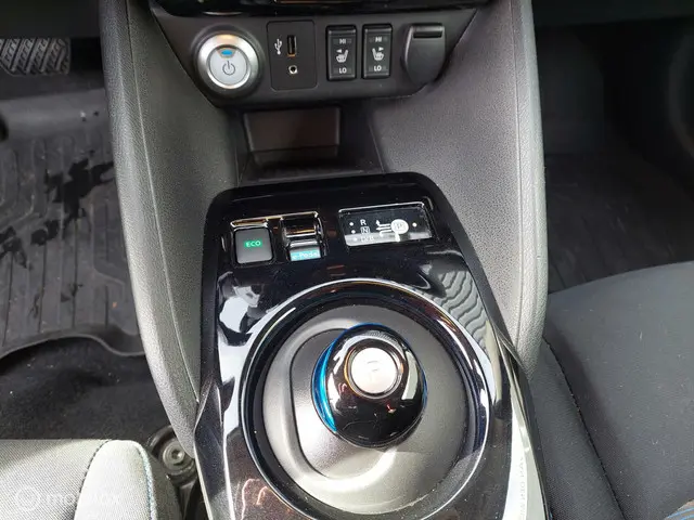 Nissan Leaf 2.ZERO EDITION 40 kWh 2018 Elektrisch 17