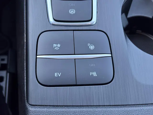 Ford Kuga 2.5 PHEV Titanium X 2020 Hybride Benzine 27