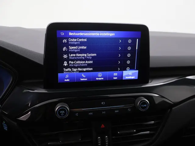 Ford Kuga 2.5 PHEV 225PK ST-Line X 2021 Hybride Benzine 17