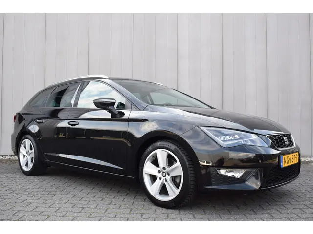 SEAT Leon Sportstourer ST 1.4 TSI 150pk FR 2016 Benzine 22