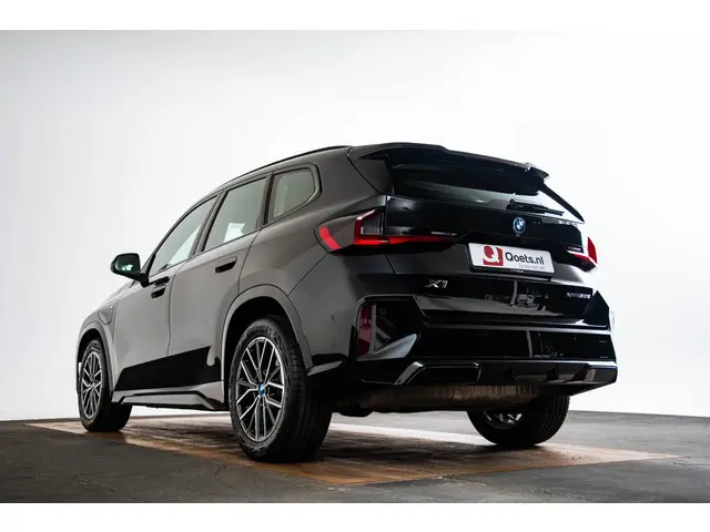 BMW X1 xDrive30e 2024 Hybride Benzine 63