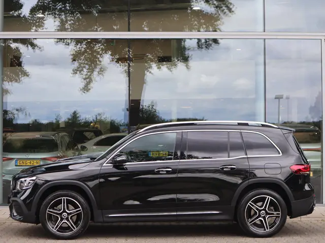 Mercedes-Benz GLB 200 AMG Line 7p. 2022 Benzine 4