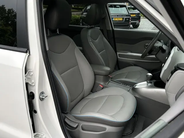 Kia e-Soul EV ExecutivePlusLine 27 kWh 2018 Elektrisch 35