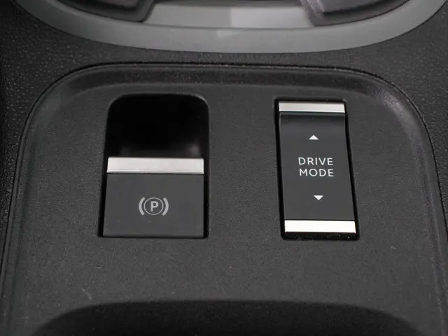 Jeep Avenger Longitude 54 kWh 2023 Elektrisch 19