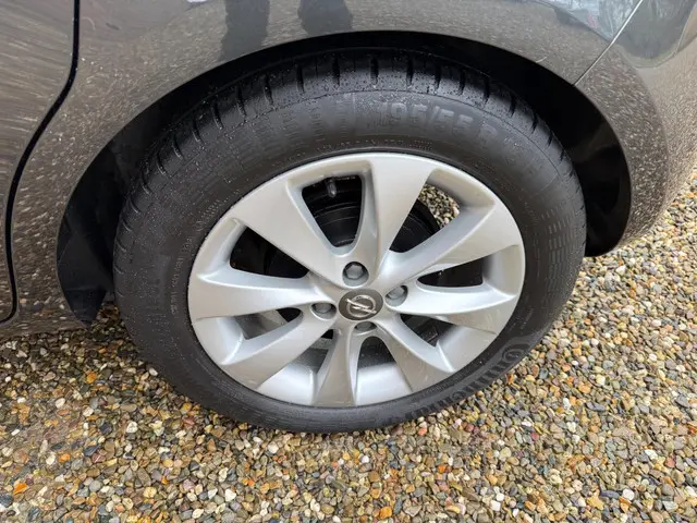 Opel Corsa 1.4 Edition 1e eigenaar 2017 Benzine 10
