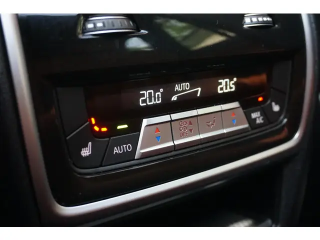 BMW X5 xDrive50e 2023 Hybride Benzine 18