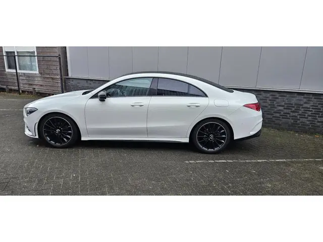 Mercedes-Benz CLA 2