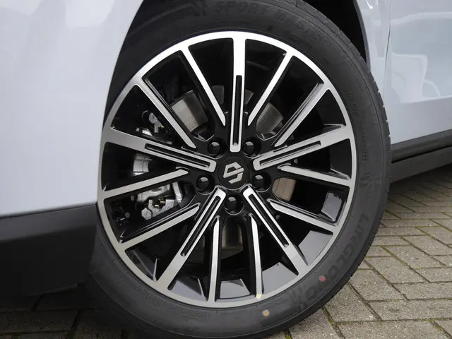 Leapmotor B10 Design ProMax 67.1 kWh 2025 Elektrisch 59