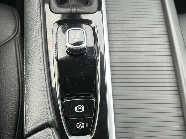 Volvo V90 2.0 D4 190 pk Momentum 2017 Diesel 26