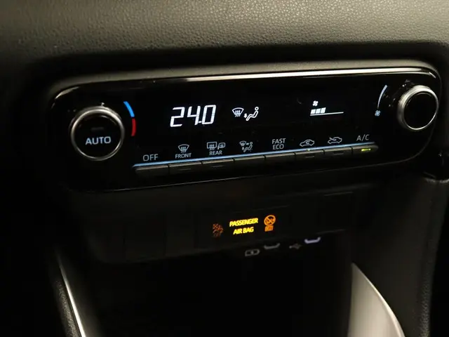 Toyota Yaris 1.5 Hybrid 115 Active 2024 Hybride Benzine 21