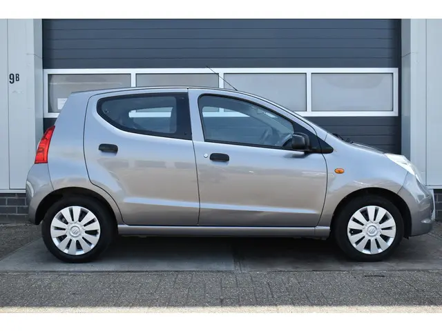 Suzuki Alto 1.0 Comfort EASSS weinig km. 2014 Benzine 6