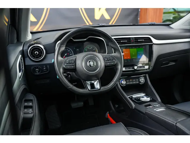MG ZS EV MG Luxury 45 kWh 2020 Elektrisch 4