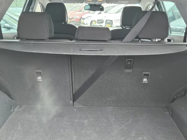 Hyundai Tucson 1.6 GDi Comfort 2016 Benzine 31