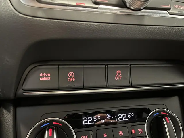 Audi Q3 1.4 TFSI CoD S-line 2018 Benzine 42