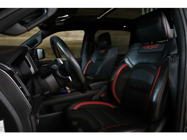 Dodge Ram 1500 4X4 6.2 V8 4x4 Crew Cab TRX 2022 Benzine 6