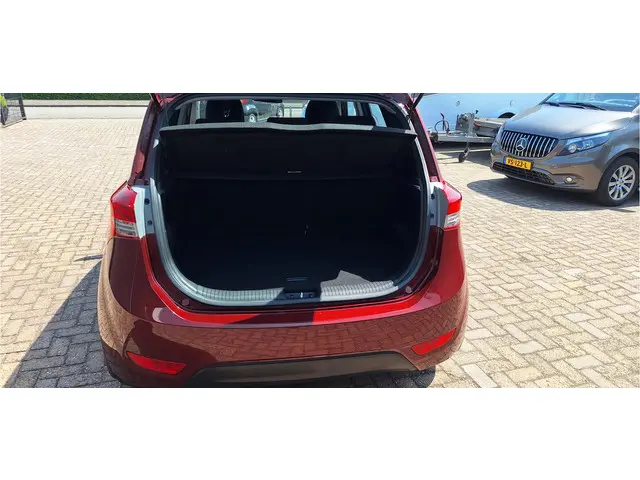 Hyundai ix20 1.6i Premium AUTOMAAT + 66100 km 2016 Benzine 17