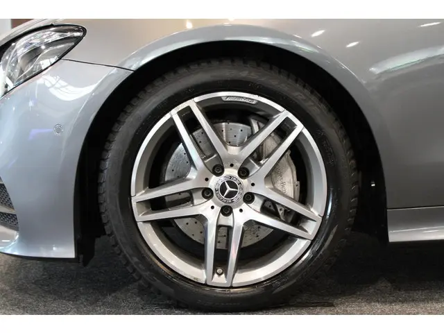 Mercedes-Benz E-Klasse Coupé 200 Premium 2019 Benzine 7