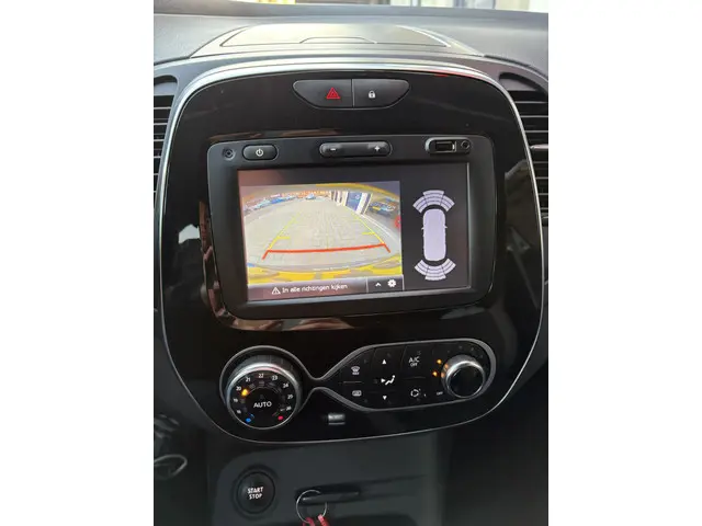 Renault Captur 1.2 TCe Bose 2019 Benzine 17