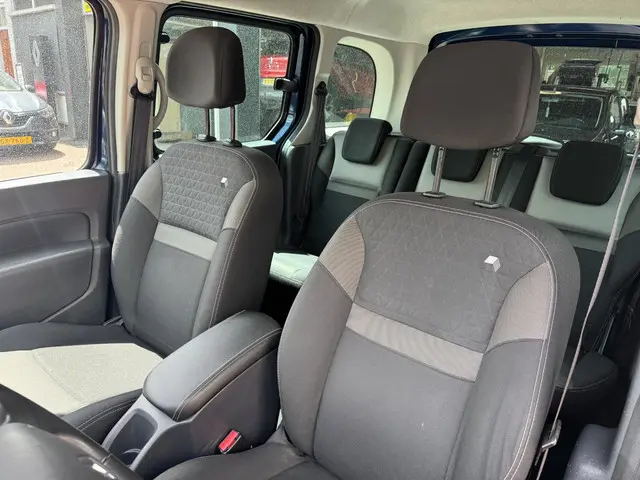 Renault Kangoo Family 1.2 TCe Limited 2018 Benzine 11