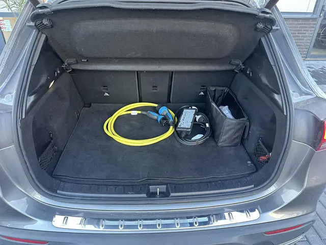 Mercedes-Benz EQA 250 Edition 1 67 kWh 2021 Elektrisch 23