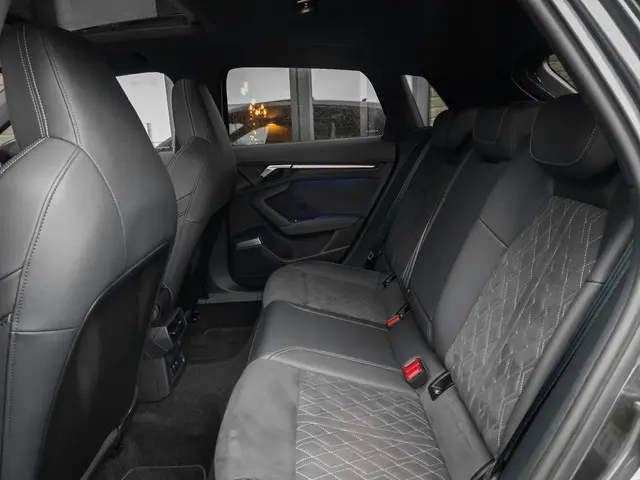 Audi A3 Sportback 45 TFSIe S 2023 Hybride Benzine 28